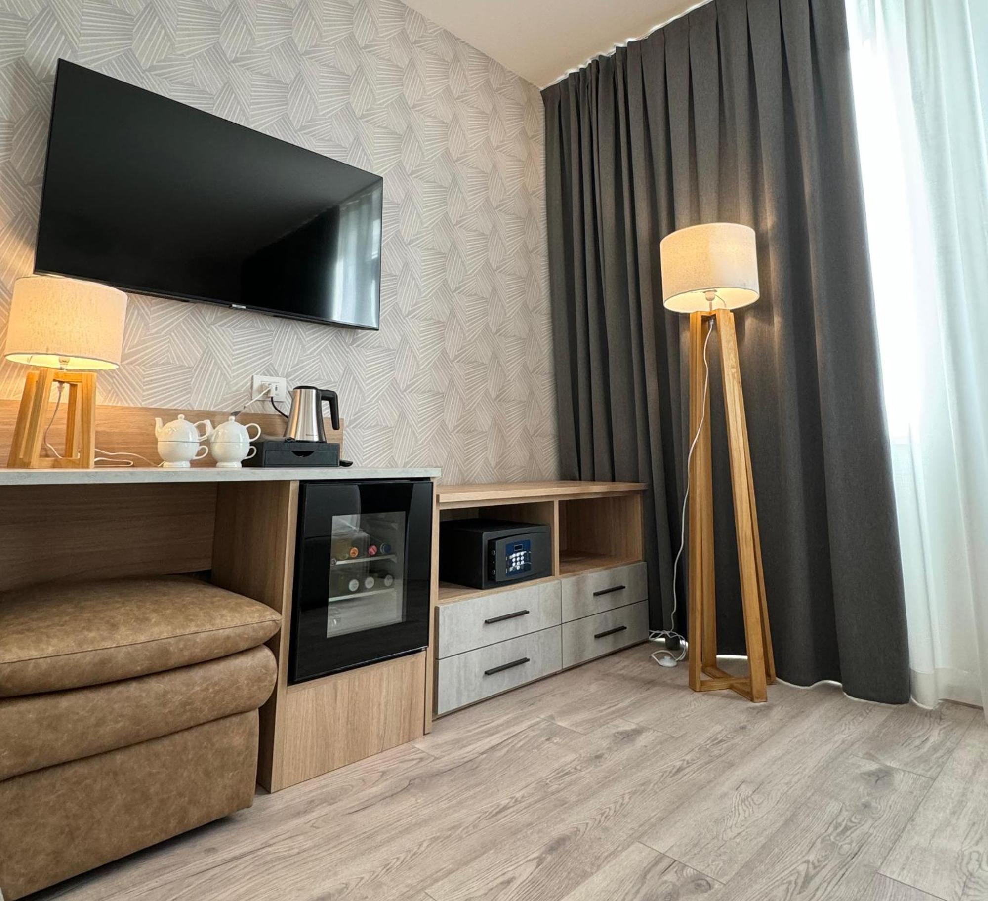 Hotel Rosengarten 마돈나 디 캄필리오 외부 사진